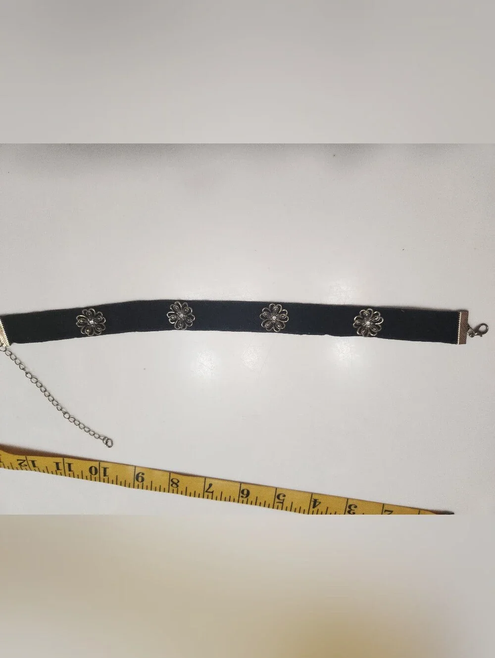 VINTAGE 90s Whimsigoth Black Velvet Flower Choker Necklace